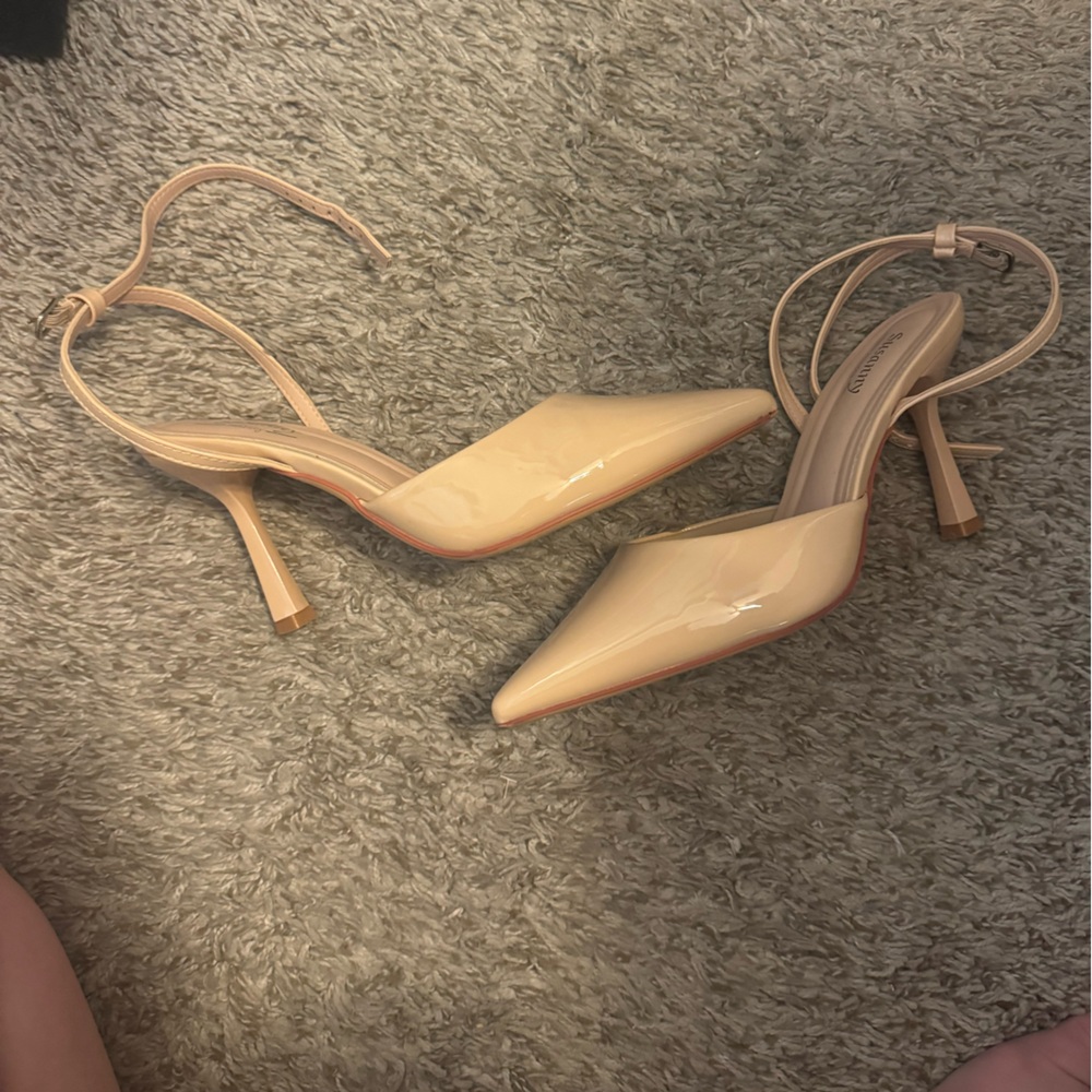 Susanny heels size 8